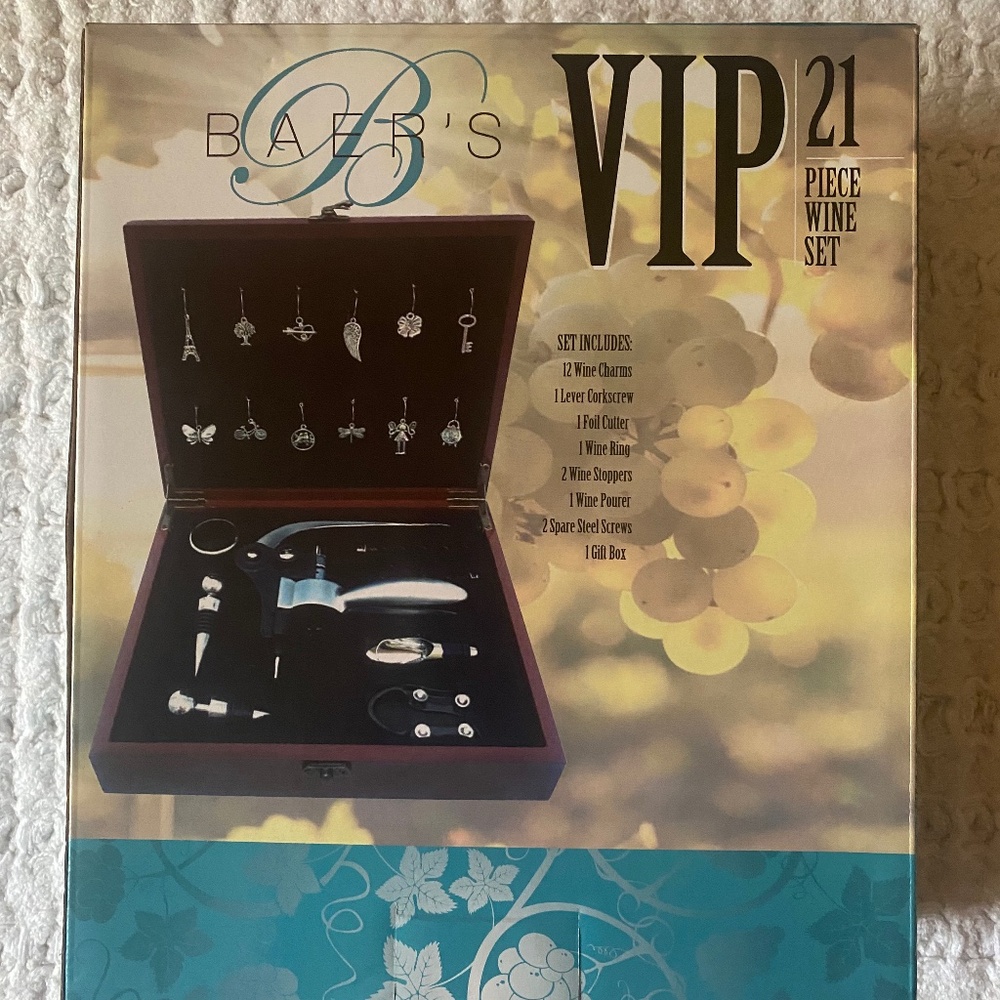 BAER’S VIP 21 Piece Wine Set in Wood Box New